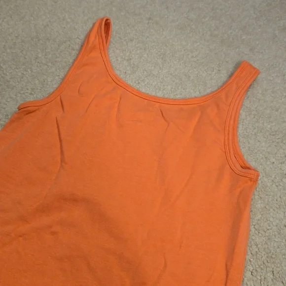 Tank Top Bundle - Picture 11 of 11